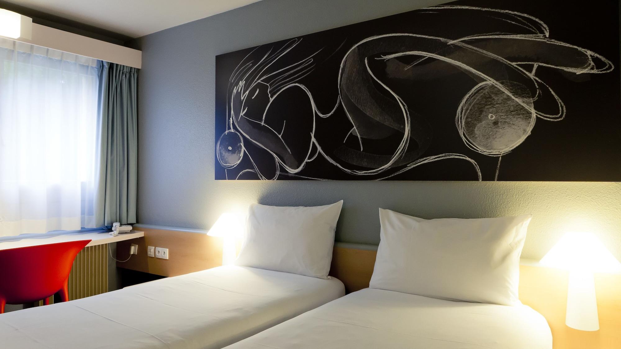 Hotel Ibis Lyon Nord Dardilly Zewnętrze zdjęcie