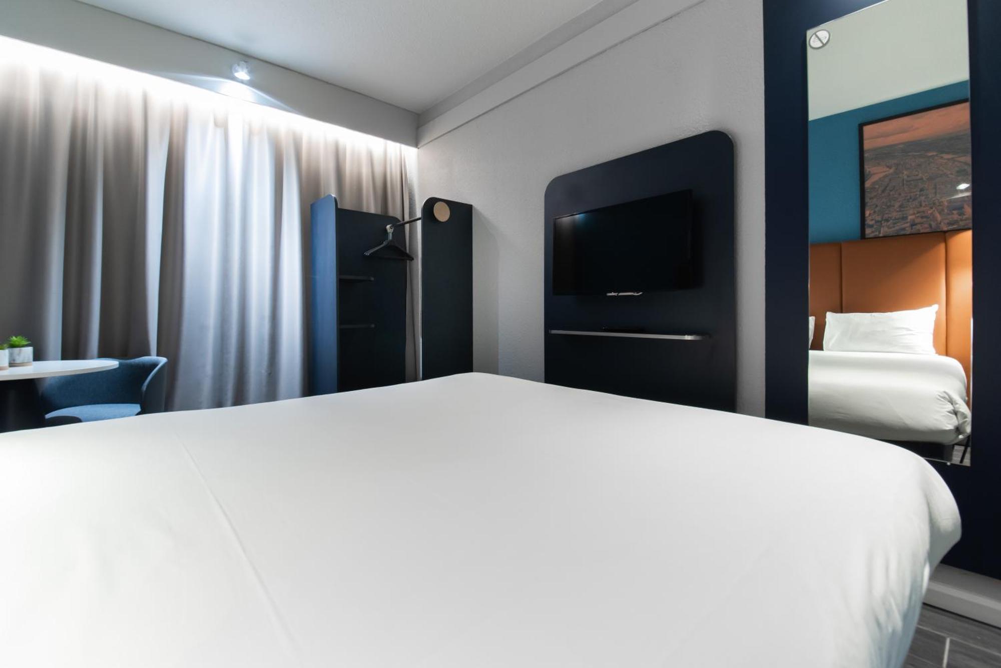 Hotel Ibis Lyon Nord Dardilly Zewnętrze zdjęcie