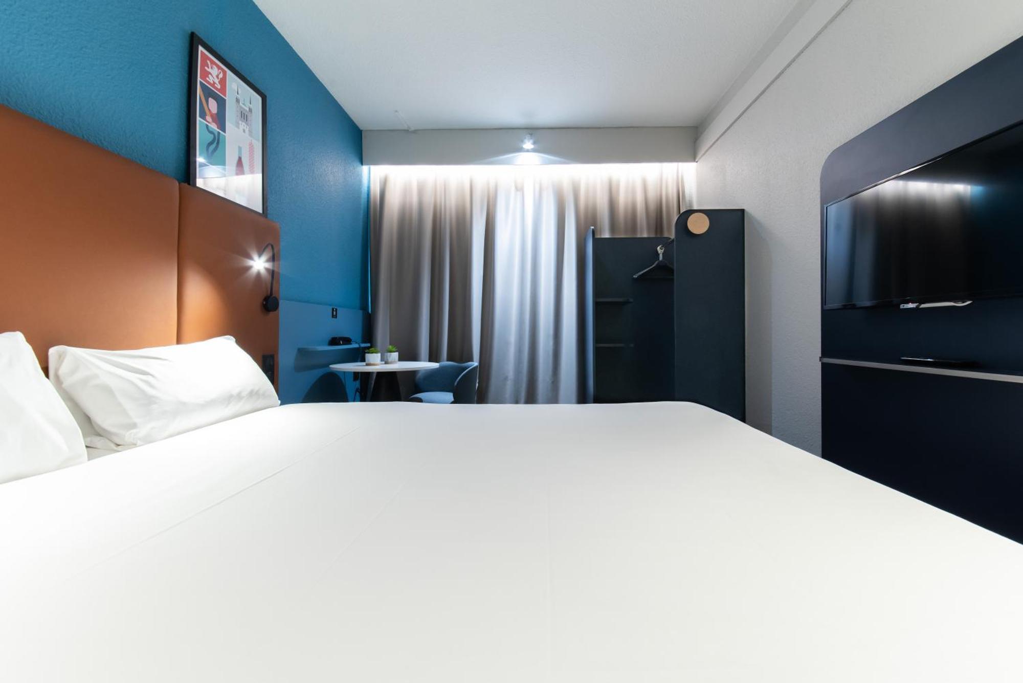 Hotel Ibis Lyon Nord Dardilly Zewnętrze zdjęcie